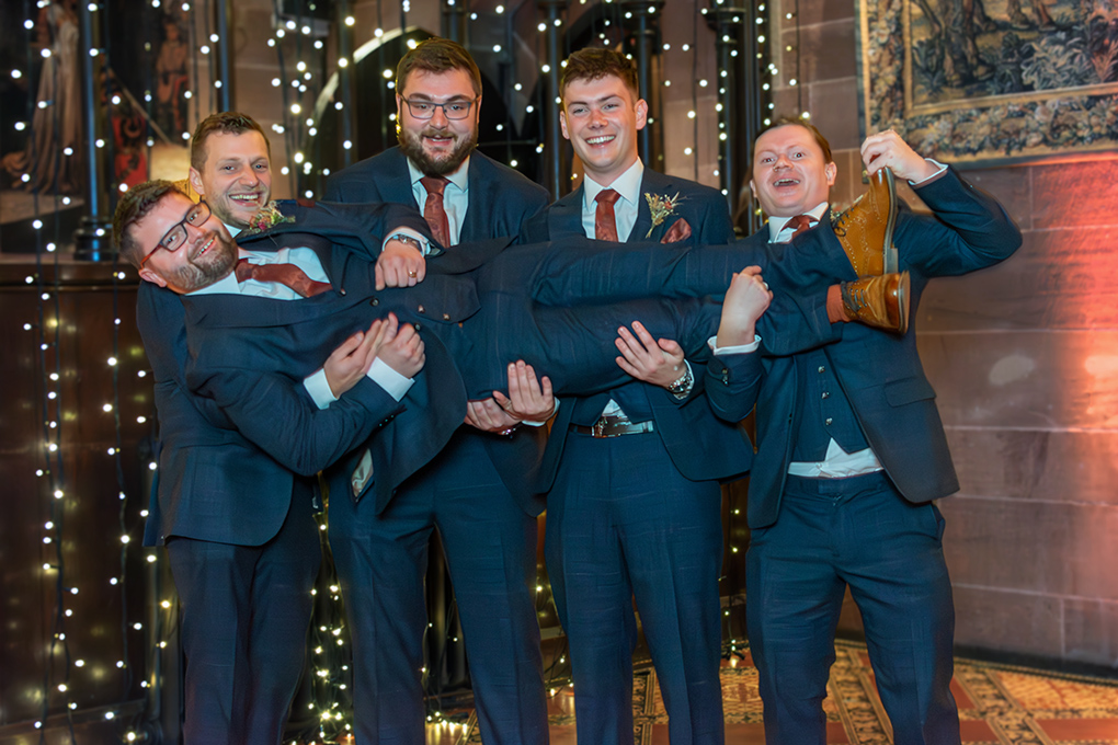 grooms-s
